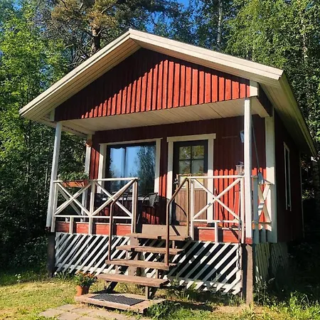 Pihlajamaeen Lomamoekit Alpesi faház Vanhakylä