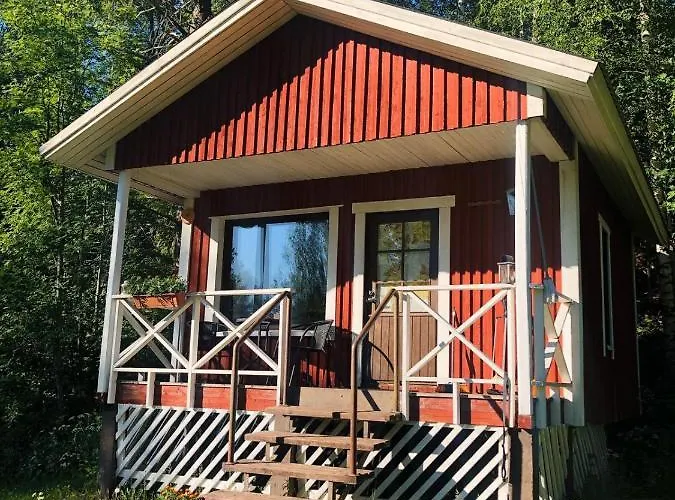 Pihlajamaeen Lomamoekit Chalet Vanhakyla